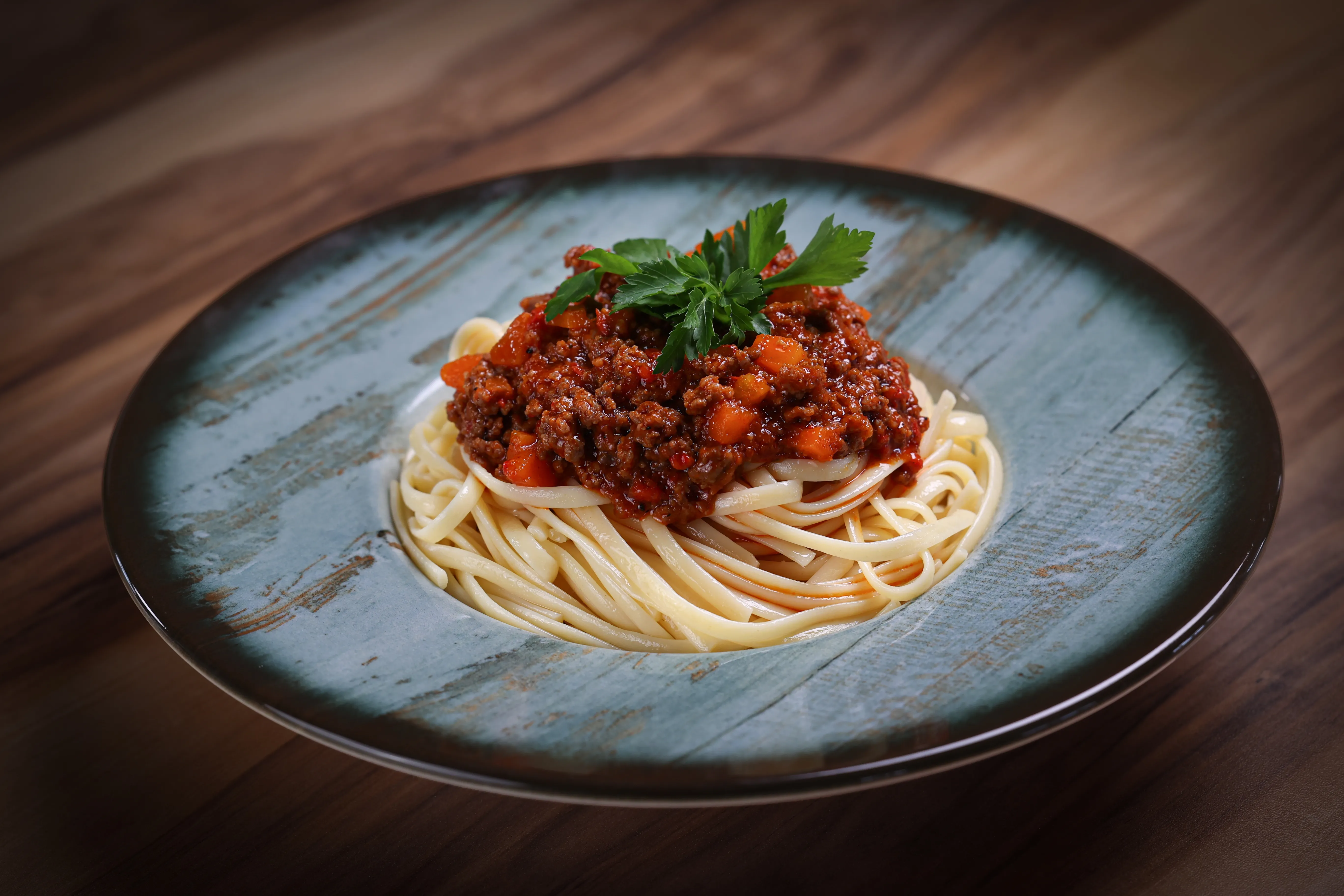 BOLOGNESE SOSLU SPAGETTİ